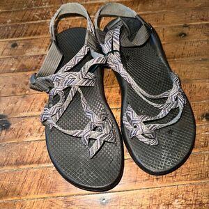 Chaco gray double strap orthotic arch support gorpcore 8 sandals